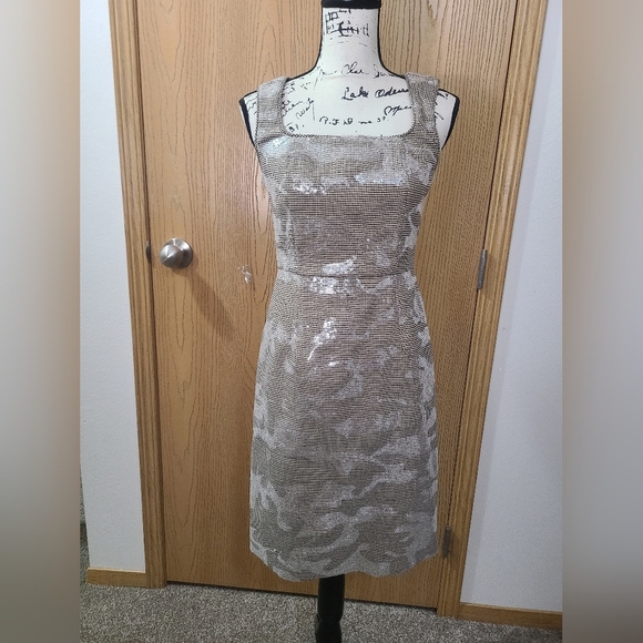 Motf Houndstooth Print Sequin Camouflage Square Neck Pencil Dress - Picture 4 of 7